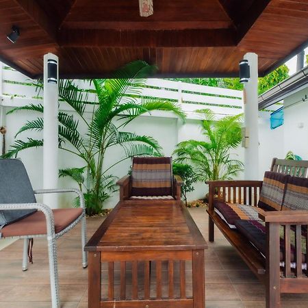 Jasmine Pool Villa In Nai Harn Rawai Exterior photo