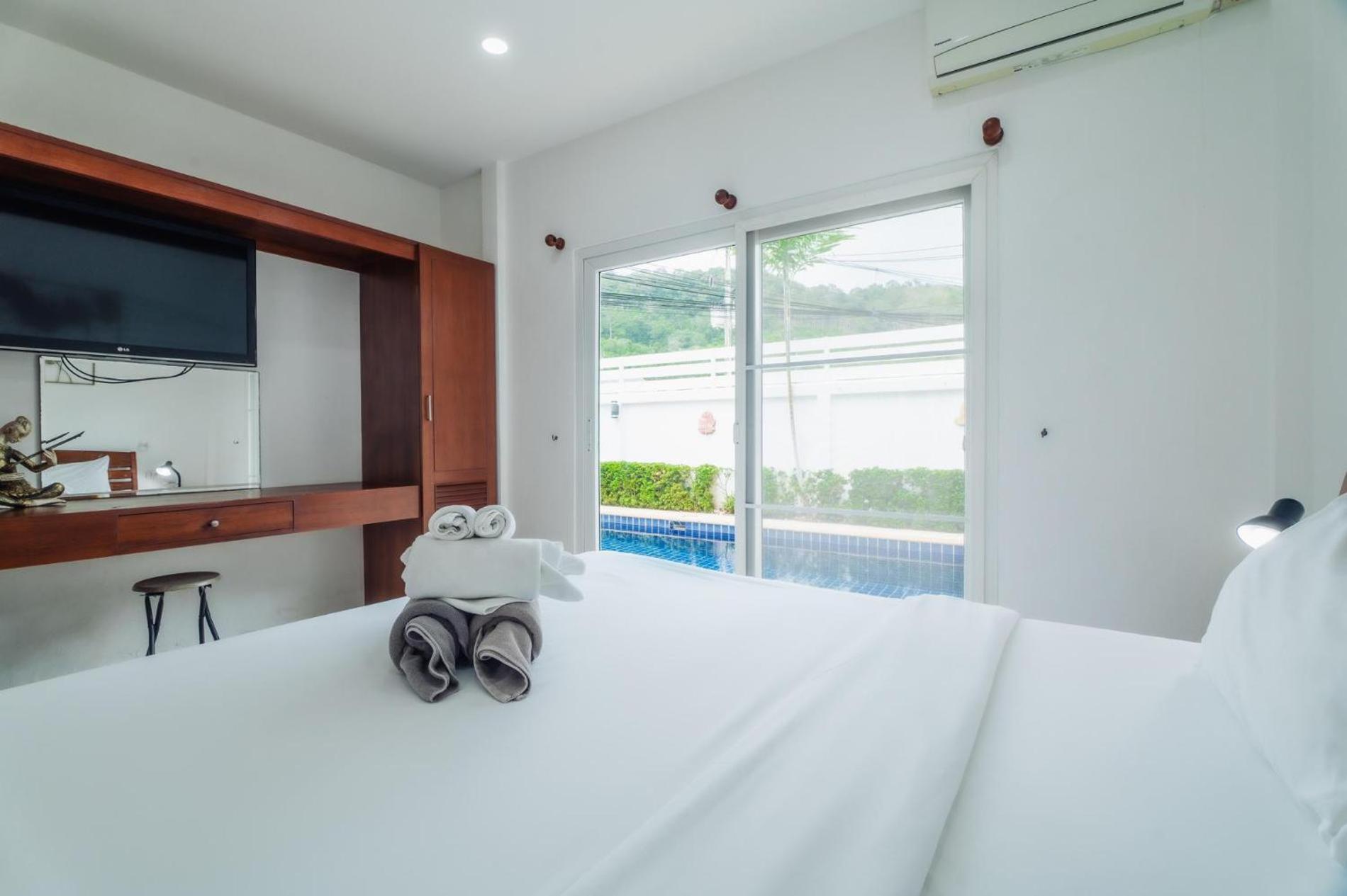 Jasmine Pool Villa In Nai Harn Rawai Exterior photo